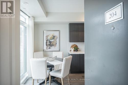 #204 -3058 Sixth Line, Oakville, ON - Indoor Photo Showing Dining Room