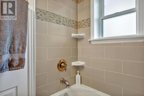 814 Charles St, Smith-Ennismore-Lakefield, ON - Indoor Photo Showing Bathroom