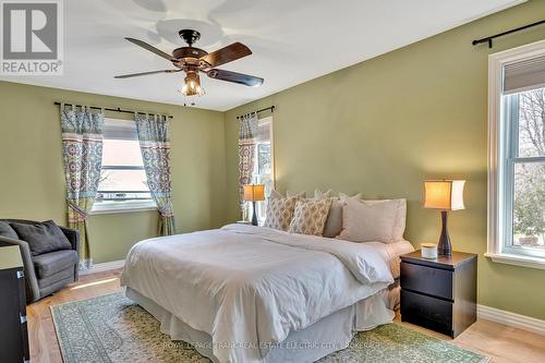 814 Charles St, Smith-Ennismore-Lakefield, ON - Indoor Photo Showing Bedroom