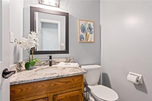 9 Cynthia Court, Pelham, ON - Indoor Photo Showing Bathroom