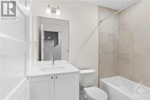1696 Belcourt Boulevard Unit#2, Ottawa, ON - Indoor Photo Showing Bathroom