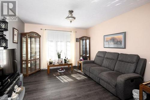 14 Brackenbury Street, Markdale, ON - Indoor Photo Showing Living Room