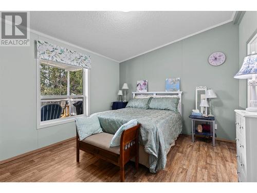 2715 Fraser Road, Anglemont, BC - Indoor Photo Showing Bedroom