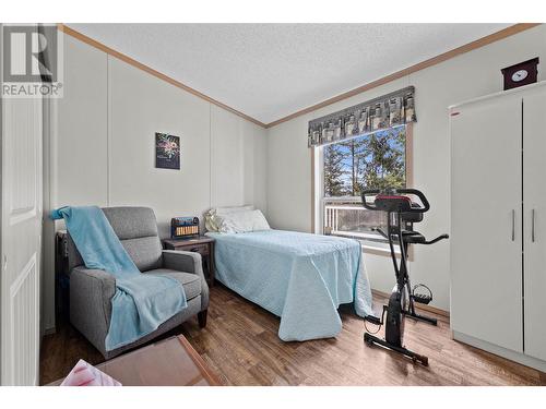 2715 Fraser Road, Anglemont, BC - Indoor Photo Showing Bedroom
