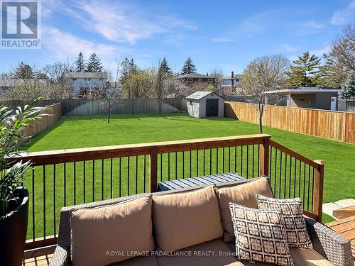 12 Scenic Dr, Belleville, ON - Outdoor With Backyard
