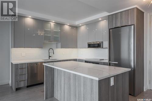 308 637 University Drive, Saskatoon, SK - Indoor Photo Showing Kitchen With Upgraded Kitchen