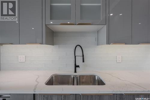 308 637 University Drive, Saskatoon, SK - Indoor Photo Showing Kitchen With Double Sink