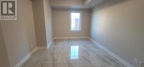 #207 -32 Wellington St E, Aurora, ON - Indoor Photo Showing Other Room