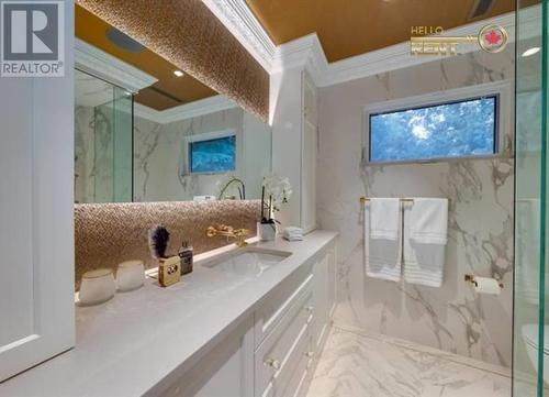 445 Mountain Drive, West Vancouver, BC - Indoor Photo Showing Bathroom