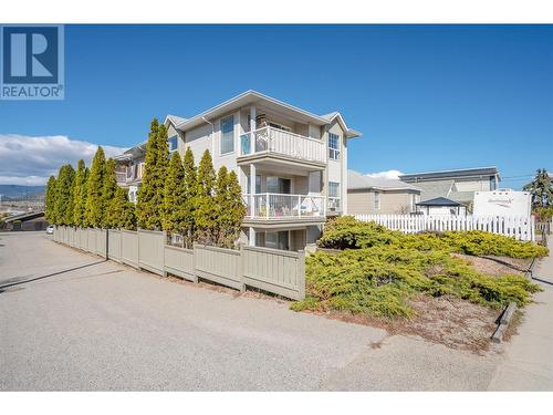 763 Government Street, Penticton, BC - Outdoor With Balcony