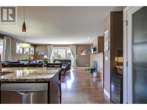 9823 Kinross Place, Coldstream, BC - Indoor