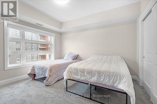 201 - 120 Summersides Boulevard W, Pelham, ON - Indoor Photo Showing Bedroom