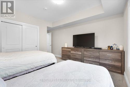 201 - 120 Summersides Boulevard W, Pelham, ON - Indoor Photo Showing Bedroom