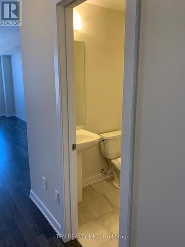 28 Rowlock Street, Welland, ON - Indoor Photo Showing Bathroom