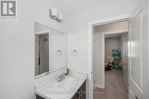 3 Trailside Dr, Haldimand, ON - Indoor Photo Showing Bathroom