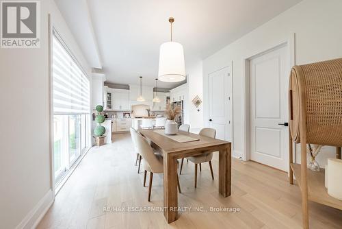 #2 -121 Fiddlers Green Rd, Hamilton, ON - Indoor Photo Showing Dining Room