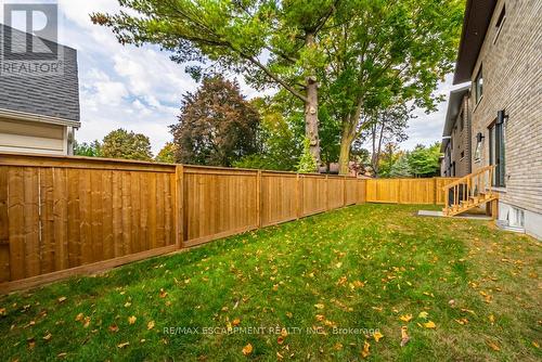 #2 -121 Fiddlers Green Rd, Hamilton, ON - Outdoor