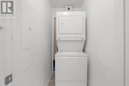 #503 -125 Shoreview Pl, Hamilton, ON - Indoor Photo Showing Laundry Room