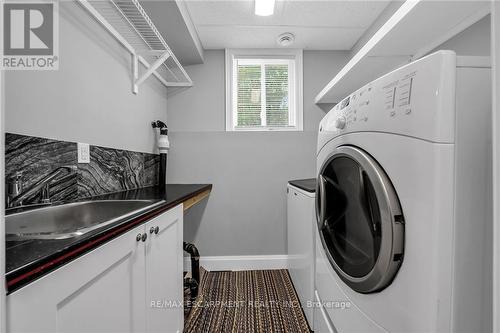 751 Lakeshore Rd, Haldimand, ON - Indoor Photo Showing Laundry Room