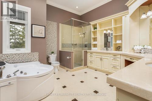 369 Toynevale Road, Pickering, ON - Indoor Photo Showing Bathroom