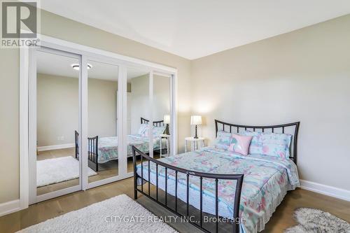 9884 Regional Road 25 Road, Halton Hills, ON - Indoor Photo Showing Bedroom