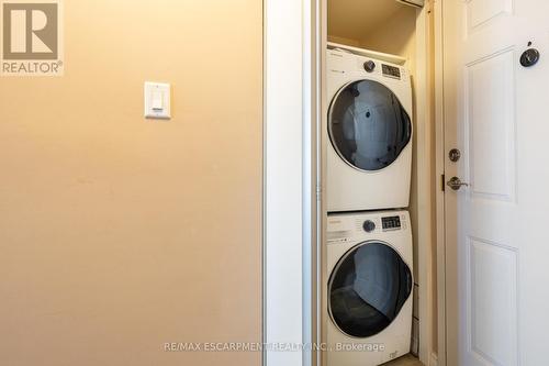 #1403 -1270 Maple Crossing Blvd, Burlington, ON - Indoor Photo Showing Laundry Room
