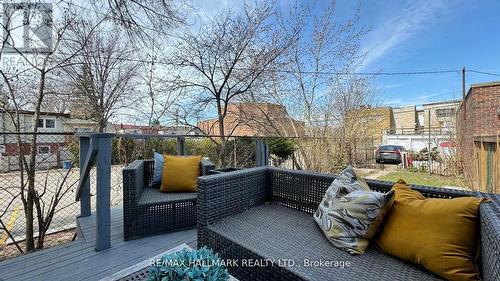 190 Chatham Ave, Toronto, ON - Outdoor