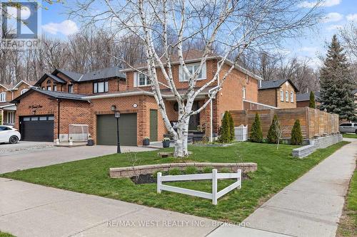 207 Greenock Dr, Vaughan, ON - Outdoor With Facade