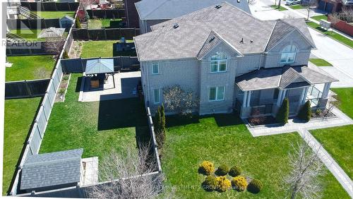 103 Old Field Cres, Newmarket, ON - Outdoor