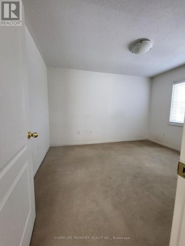 1221 Mccron Crescent, Newmarket, ON - Indoor Photo Showing Other Room