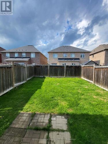 1221 Mccron Crescent, Newmarket, ON - Outdoor With Backyard