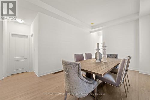 198 Thompson Drive, East Gwillimbury, ON - Indoor Photo Showing Dining Room