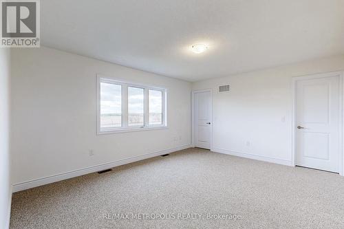 71 Season Crescent, Wasaga Beach, ON - Indoor Photo Showing Other Room