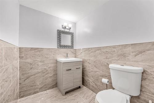 4316 Derry Road, Burlington, ON - Indoor Photo Showing Bathroom