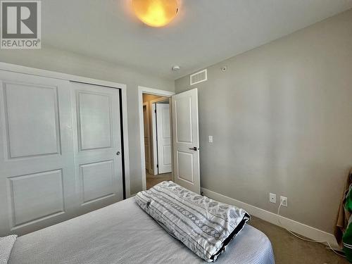 13098 Shoreline Way Unit# 47, Lake Country, BC - Indoor Photo Showing Bedroom