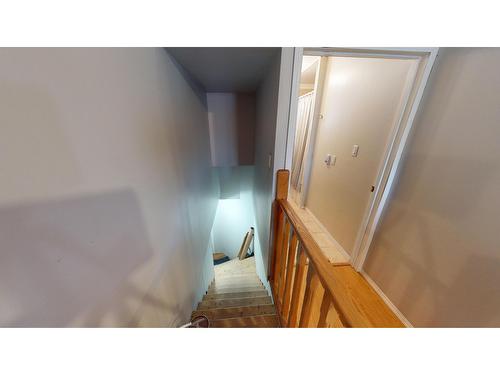411 9Th Avenue S, Cranbrook, BC - Indoor Photo Showing Other Room