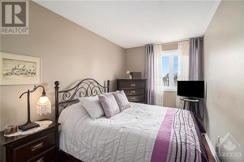 3rd bedroom - 1497 Bourcier Drive, Ottawa, ON - Indoor Photo Showing Bedroom