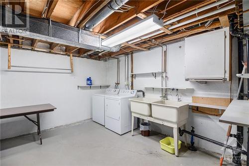 894 Rand Avenue, Ottawa, ON - Indoor Photo Showing Laundry Room