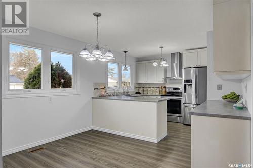 3 Walden Crescent, Regina, SK - Indoor Photo Showing Kitchen With Stainless Steel Kitchen