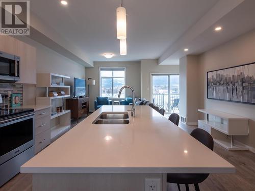 388 Eckhardt Avenue E Unit# 106, Penticton, BC - Indoor Photo Showing Kitchen With Double Sink