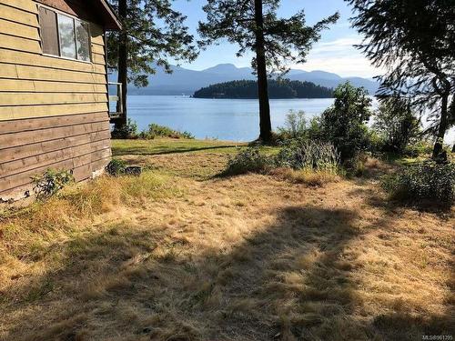 13 Foster Point Rd, Thetis Island, BC 