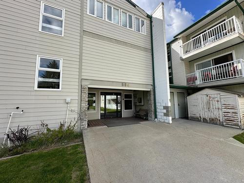 201 - 880 Wordsworth Avenue, Warfield, BC - Outdoor With Exterior