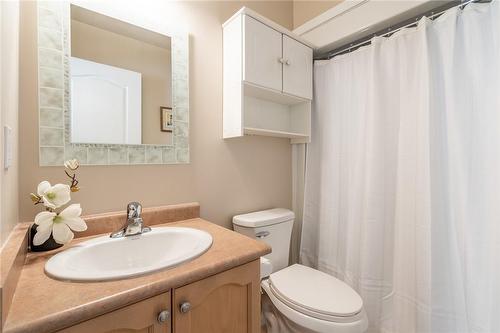 2125 Itabashi Way|Unit #93, Burlington, ON - Indoor Photo Showing Bathroom