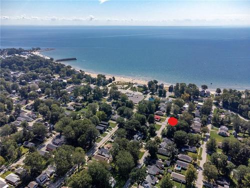2-3 minute walk to Main Beach - 385 Westwood Avenue, Crystal Beach, ON - Outdoor With Body Of Water With View