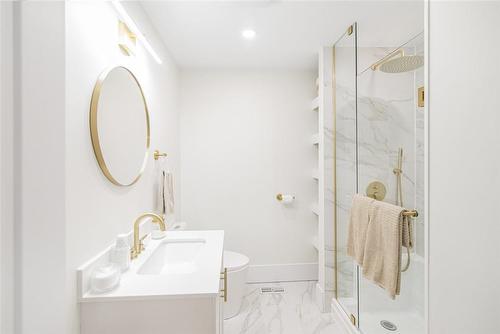 385 Westwood Avenue, Crystal Beach, ON - Indoor Photo Showing Bathroom