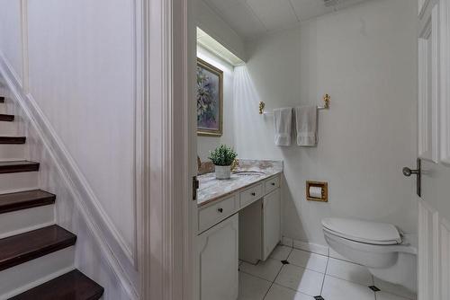 120 Aberdeen Avenue, Hamilton, ON - Indoor Photo Showing Bathroom