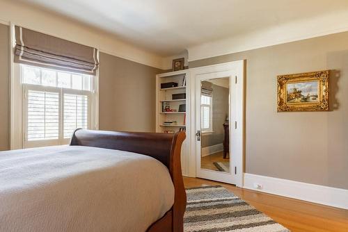 120 Aberdeen Avenue, Hamilton, ON - Indoor Photo Showing Bedroom