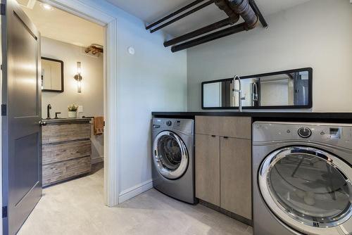 120 Aberdeen Avenue, Hamilton, ON - Indoor Photo Showing Laundry Room