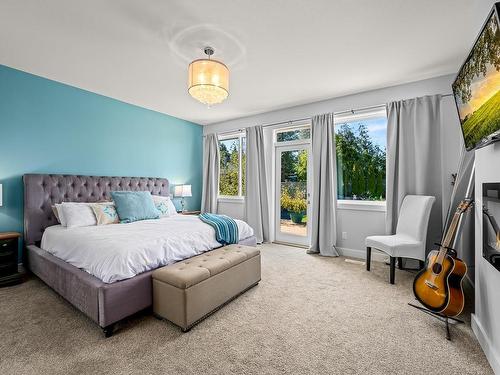 3886 Royston Rd, Courtenay, BC - Indoor Photo Showing Bedroom