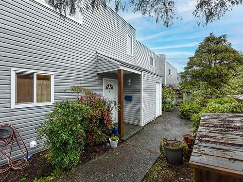 6-232 Birch St, Campbell River, BC - Outdoor